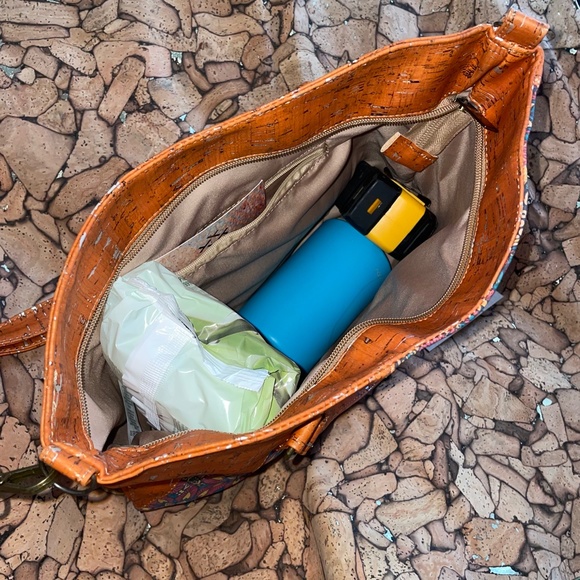 Vegan Handbag from Mistera - Picture 7 of 8